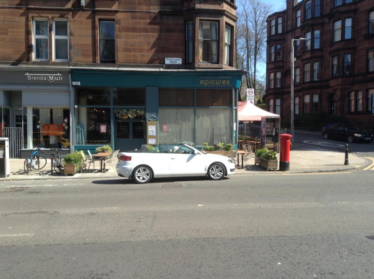 Newhall Glasgow Bagian luar foto