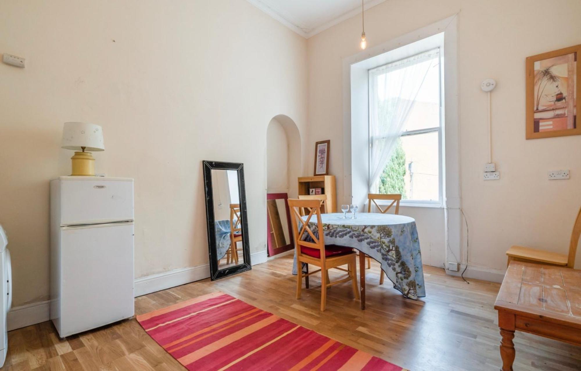 Newhall Glasgow Bagian luar foto