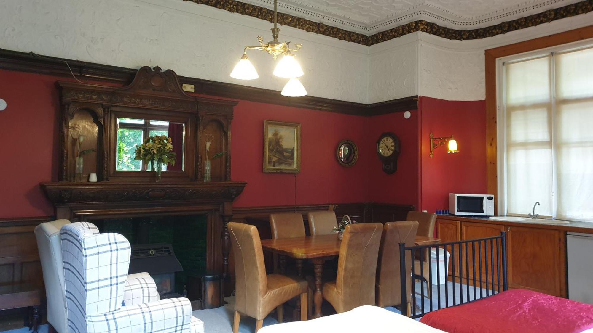 Newhall Glasgow Bagian luar foto