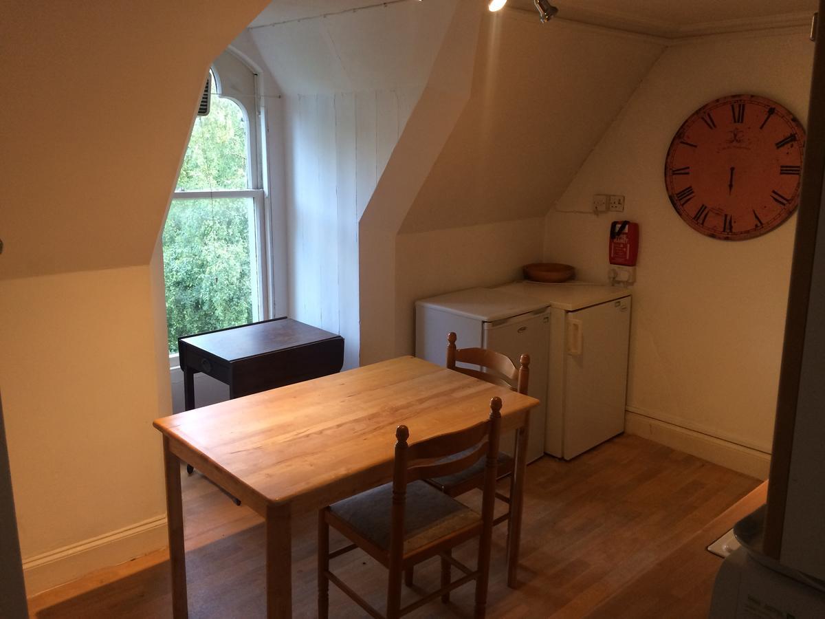 Newhall Glasgow Bagian luar foto
